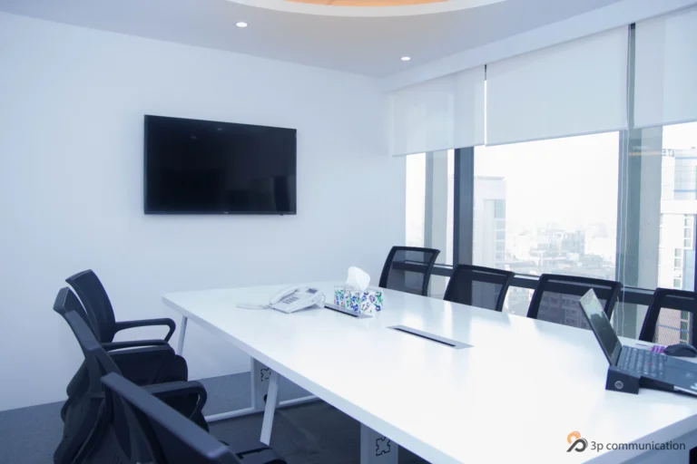 04_SUB_03_SUB_Executive_Boardroom_Daylight_k7a7hh